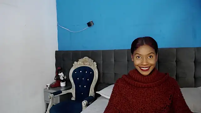 Aliis Love online show from December 3, 2025, 8:30 pm