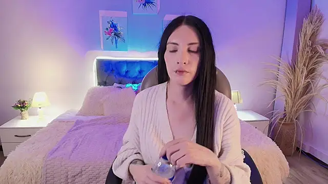 Neo sarah  online show from May 22, 2026, 2:53 am