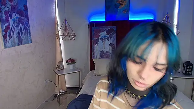 luxiel  online show from June 2, 2026, 9:26 pm