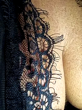 Snapshot of cleo094 chatting on January 17, 2026, 12:58 am cleo094 online show from January 17, 2026, 12:58 am