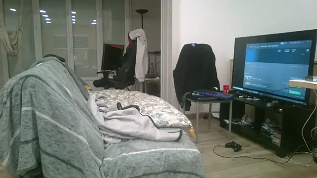 Snapshot of samia42 chatting on December 1, 2025, 12:11 am samia42 online show from December 1, 2025, 12:11 am