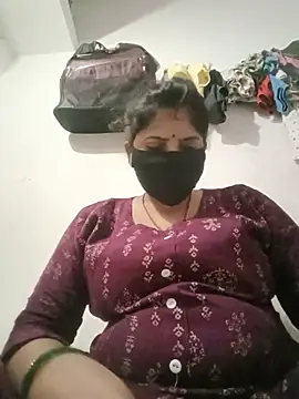 Snapshot of Janhvi_bhabhi_ji chatting on July 3, 2026, 9:49 am Janhvi bhabhi ji online show from July 3, 2026, 9:49 am