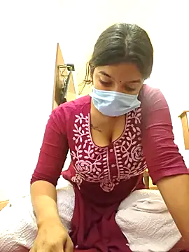 anisha2025 online show from November 18, 2025, 5:33 am