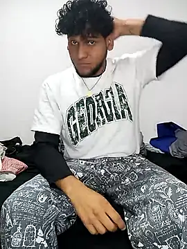 Snapshot of prototipoA45 chatting on January 14, 2026, 6:00 pm prototipoA45 online show from January 14, 2026, 6:00 pm