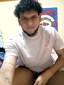 Snapshot of prototipoA45 chatting on January 19, 2026, 5:11 am prototipoA45 online show from January 19, 2026, 5:11 am