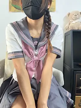 Snapshot of Cara-02 chatting on May 4, 2026, 4:05 am Cara-02 online show from May 4, 2026, 4:05 am