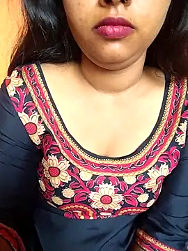 Snapshot of Sexy_Divya__ chatting on May 5, 2026, 1:08 am Sexy Divya online show from May 5, 2026, 1:08 am