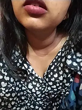 Snapshot of Sexy_Divya__ chatting on May 16, 2026, 1:04 am Sexy Divya online show from May 16, 2026, 1:04 am