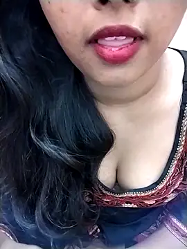 Snapshot of Sexy_Divya__ chatting on May 27, 2026, 4:42 am Sexy Divya online show from May 27, 2026, 4:42 am