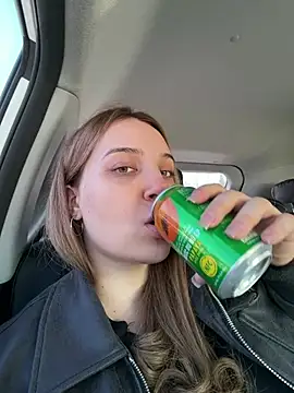 Snapshot of KilianaNoir chatting on March 26, 2026, 6:44 am KilianaNoir online show from March 26, 2026, 6:44 am