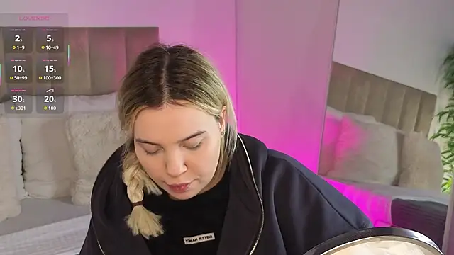 Snapshot of KilianaNoir chatting on February 22, 2026, 6:49 am KilianaNoir online show from February 22, 2026, 6:49 am