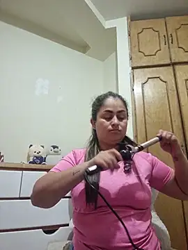 Snapshot of Laurenwc chatting on November 17, 2025, 6:56 pm Laurenwc online show from November 17, 2025, 6:56 pm