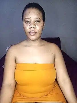 Emmylove-xr25 online show from February 18, 2026, 7:06 am