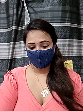 Snapshot of sadiya56803 chatting on November 8, 2025, 6:11 pm sadiya56803 online show from November 8, 2025, 6:11 pm