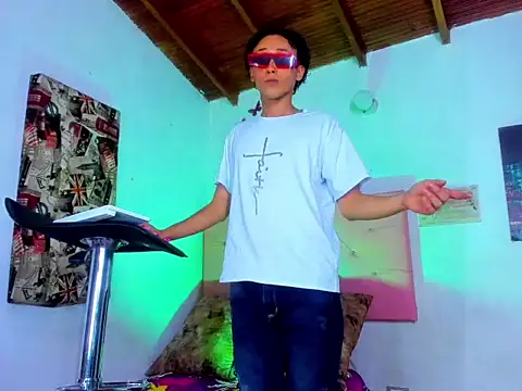 Snapshot of The_king_Andrew chatting on November 7, 2025, 8:46 pm The king Andrew online show from November 7, 2025, 8:46 pm