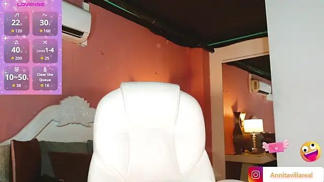 Snapshot of AnnaRouseQueen chatting on December 19, 2025, 8:22 pm AnnaRouseQueen online show from December 19, 2025, 8:22 pm