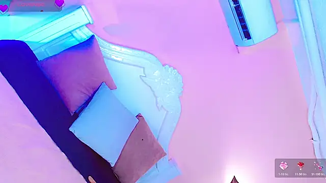 AnnaRouseQueen online show from March 13, 2026, 8:03 pm