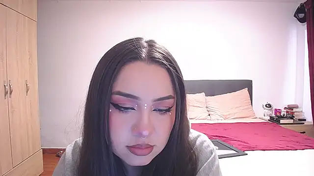 Snapshot of _Pariiss chatting on March 14, 2026, 8:15 pm Pariiss online show from March 14, 2026, 8:15 pm