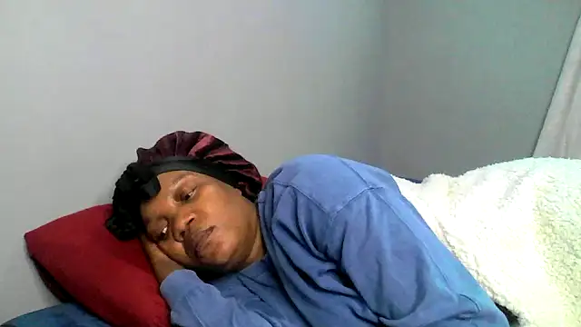 DustyLucy02 online show from May 28, 2026, 8:22 am