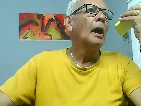 Snapshot of dirtysluttyfist chatting on November 30, 2025, 5:25 pm dirtysluttyfist online show from November 30, 2025, 5:25 pm