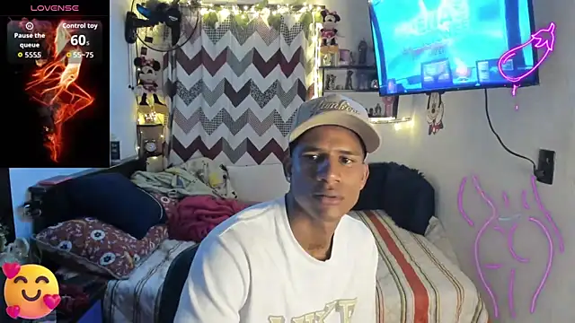 JUANBIGCOCK21CM online show from March 9, 2026, 3:10 am