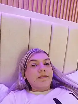 gala montes 30 online show from November 8, 2025, 1:58 pm