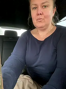 AvaWonderland online show from November 17, 2025, 12:53 pm