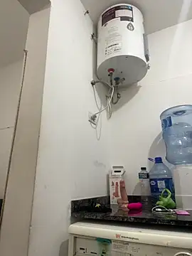 Snapshot of amazonaa9 chatting on February 25, 2026, 3:34 pm amazonaa9 online show from February 25, 2026, 3:34 pm