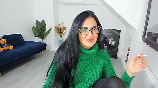 AnyaEvy online show from February 2, 2026, 6:12 am