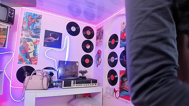 Heidy palmer online show from February 10, 2026, 8:52 pm