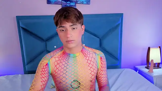 Snapshot of NoaDurand chatting on November 28, 2025, 1:00 pm NoaDurand online show from November 28, 2025, 1:00 pm