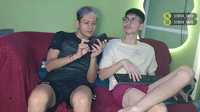 Snapshot of stebeen_smithh chatting on February 19, 2026, 12:35 pm stebeen smithh online show from February 19, 2026, 12:35 pm