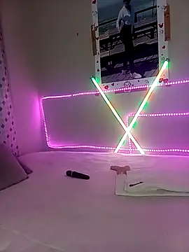 Eve Scarlet online show from April 6, 2026, 3:35 am