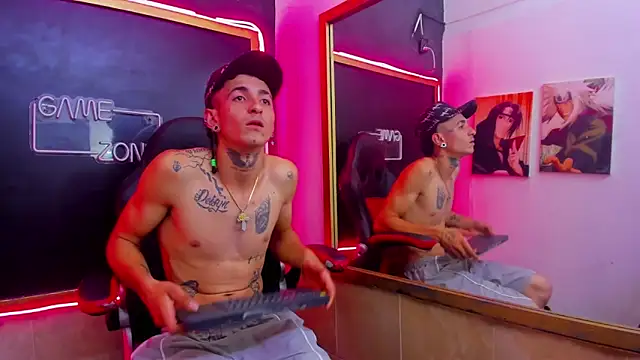 Snapshot of naider_1 chatting on November 8, 2025, 5:33 am naider 1 online show from November 8, 2025, 5:33 am