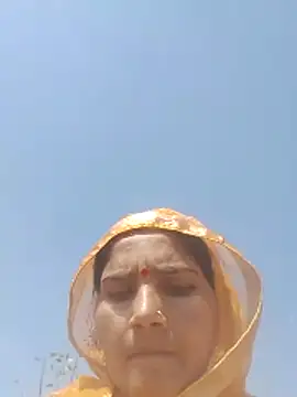 Snapshot of Seema_ji12 chatting on March 31, 2026, 8:49 am Seema ji12 online show from March 31, 2026, 8:49 am