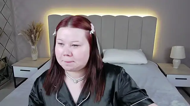 EvaNova  online show from April 5, 2026, 10:00 am