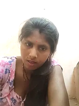 Snapshot of Maya_mohni chatting on April 24, 2026, 8:16 am Maya mohni online show from April 24, 2026, 8:16 am