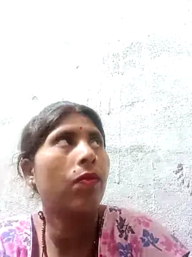 Snapshot of Maya_mohni chatting on June 12, 2026, 8:01 am Maya mohni online show from June 12, 2026, 8:01 am