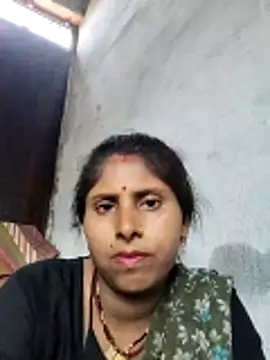 Snapshot of Maya_mohni chatting on May 7, 2026, 7:56 am Maya mohni online show from May 7, 2026, 7:56 am