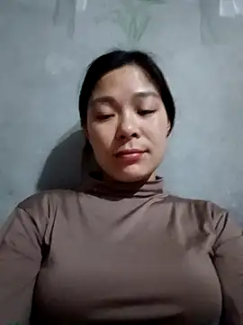 Lyla john online show from January 18, 2026, 1:42 am