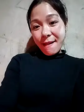 Lyla john online show from February 1, 2026, 12:47 pm