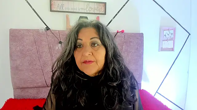 Victoriaa Anderson online show from February 13, 2026, 3:56 pm