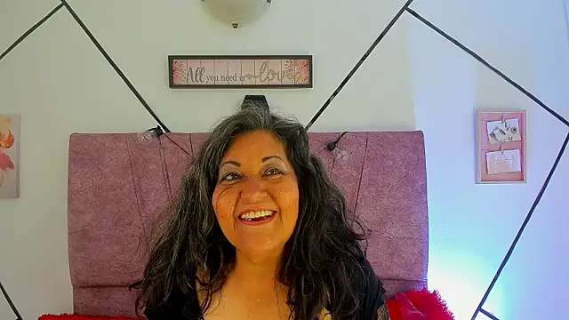 Victoriaa Anderson online show from February 2, 2026, 5:45 pm