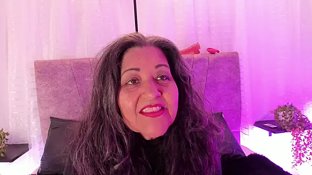 Snapshot of Victoriaa_Anderson chatting on April 27, 2026, 2:04 pm Victoriaa Anderson online show from April 27, 2026, 2:04 pm