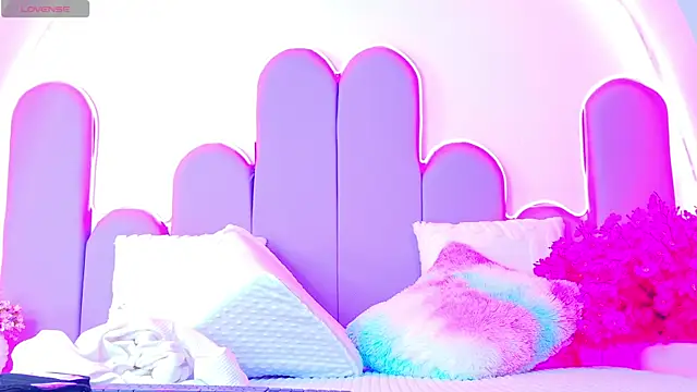 BunnySexyy18 online show from May 2, 2026, 3:12 am