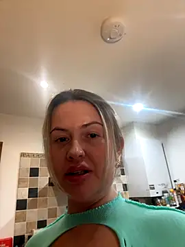 Snapshot of britishseven chatting on November 28, 2025, 3:28 am britishseven online show from November 28, 2025, 3:28 am