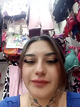 Snapshot of Ema_goddess chatting on January 10, 2026, 5:30 pm Ema goddess online show from January 10, 2026, 5:30 pm