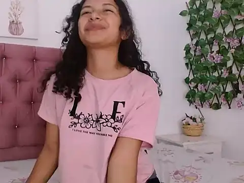 Sou Sweet online show from November 18, 2025, 7:39 pm