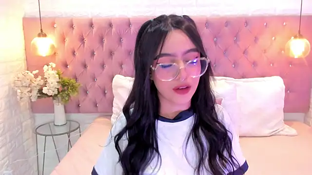 Snapshot of miel_18 chatting on May 28, 2026, 3:58 am miel 18 online show from May 28, 2026, 3:58 am