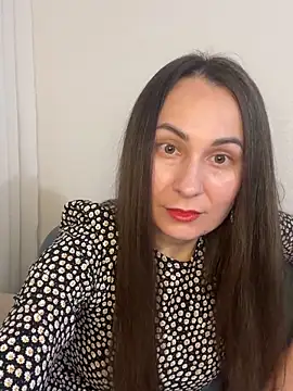 Snapshot of NikaGold7725 chatting on November 9, 2025, 9:08 pm NikaGold7725 online show from November 9, 2025, 9:08 pm